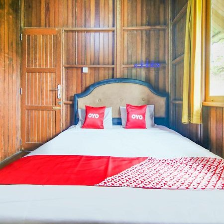Oyo 3475 Villa Ex Mtq Pagaralam Eksteriør billede
